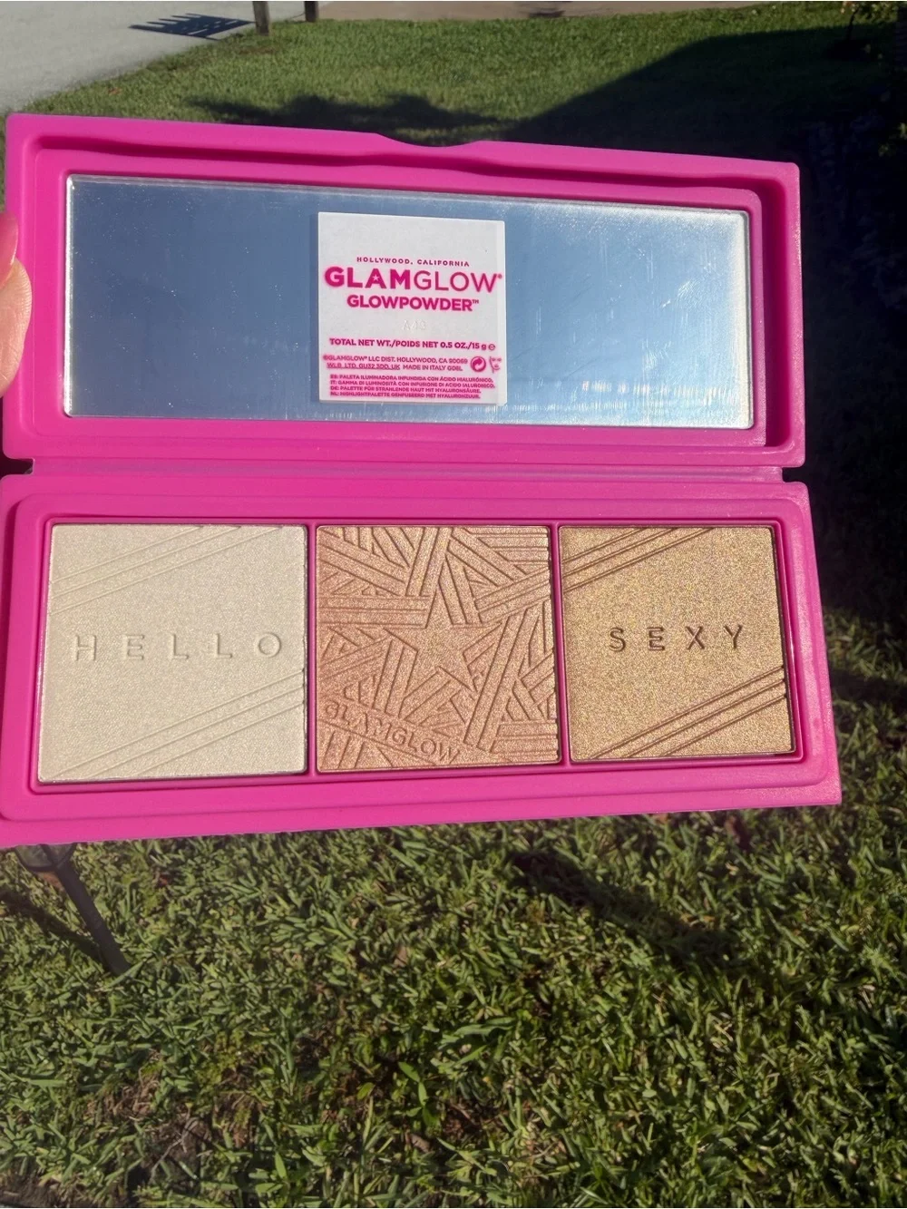 GLAMGLOW Glowpowder Trio Highlighter Palette - Hot Pink Case